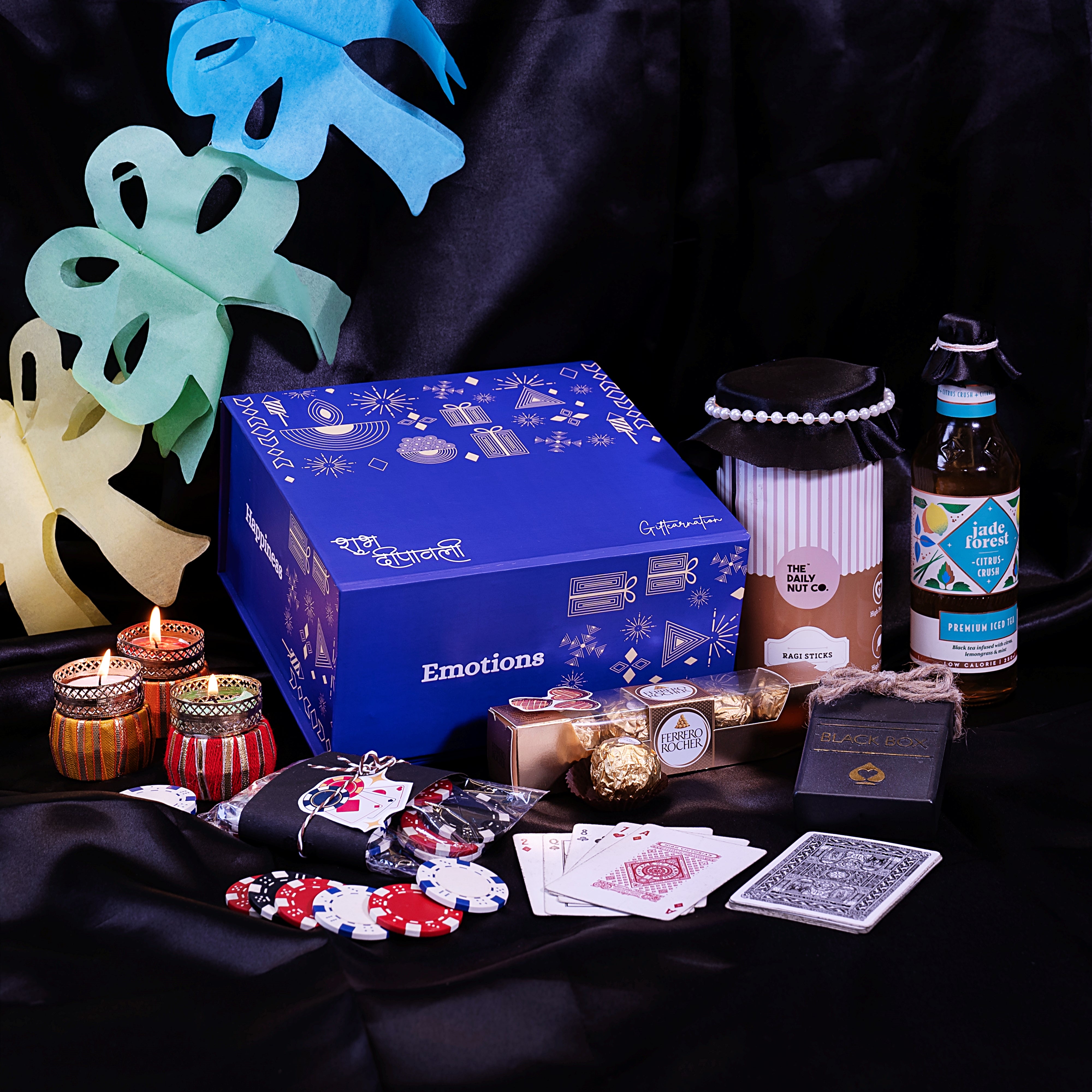 Diwali gift packs and hampers for your loved ones