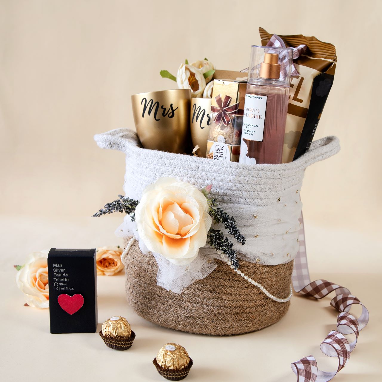 Luxury Gift Basket For Couples Giftcarnation luxury-gift-basket-for-couples-giftcarnation